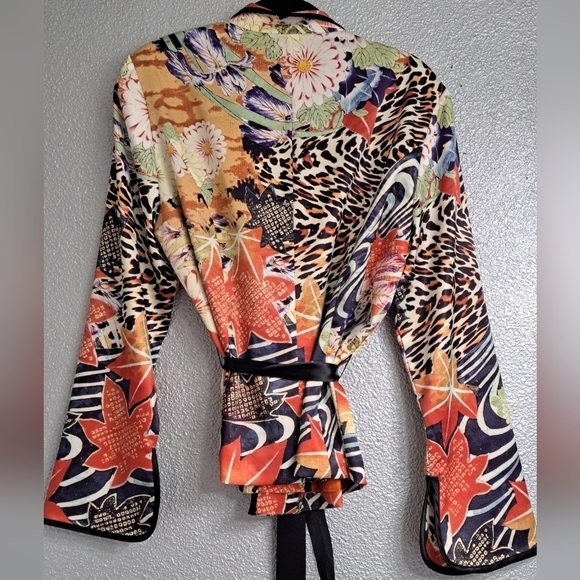 Mesmerize Women's Trendy Asian Inspired Jacket Size XL - Picture 8 of 10